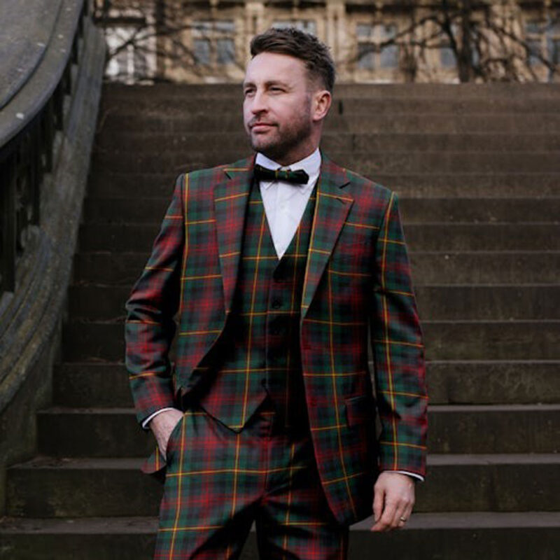 Men's 3 Piece Tartan Suit - Image 7