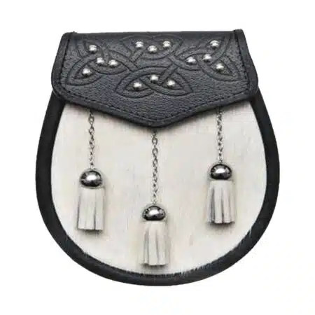 Semi Dress Natural Calfskin 14 Stud Sporran
